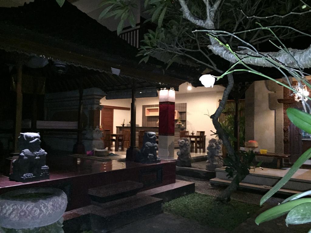 Teja Home Stay Ubud Buitenkant foto